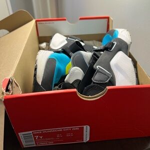 Nike Kids Huarache City Sneakers - Black, White, Blue